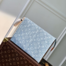 LV Clutch Bags